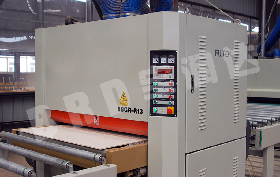 寶潤達(dá)一體板UV砂光 寶潤達(dá)保溫一體板UV砂光