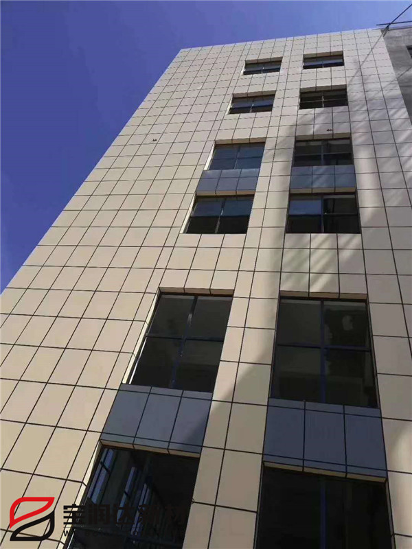 【實景呈現】寶潤達外墻保溫一體板應用武漢變電站項目